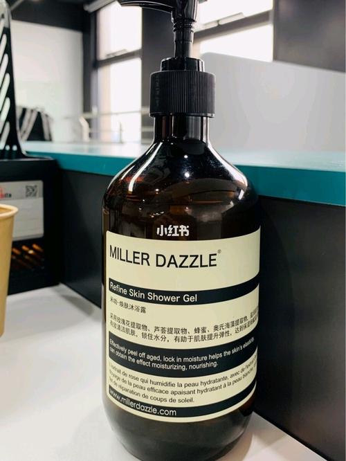 體驗真正的柔順洗發(fā)體驗,讓您的發(fā)質更加健康亮澤 體驗真正的柔順洗發(fā)體驗,讓您的發(fā)質更加健康亮澤