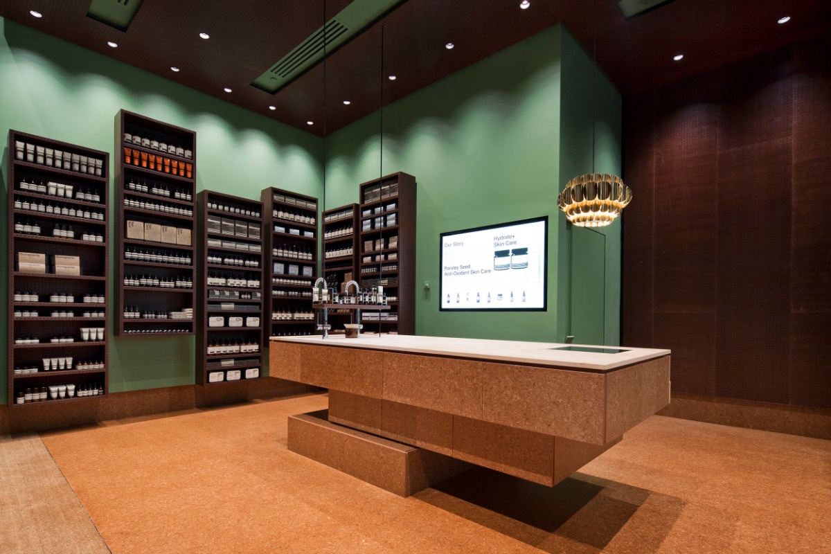 輕松創(chuàng)業(yè)、一站式洗護(hù)品牌加盟